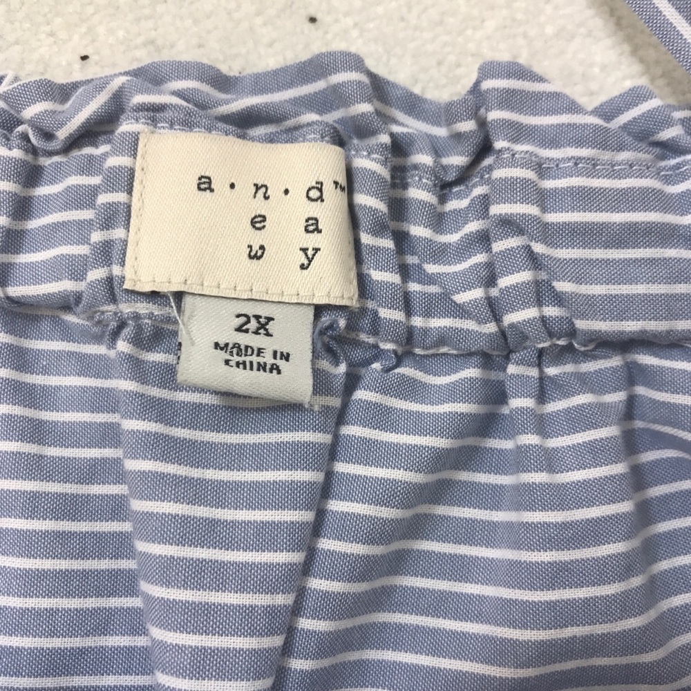 a new day cold shoulder top 2X eyelet lace stripes - Picture 5 of 7